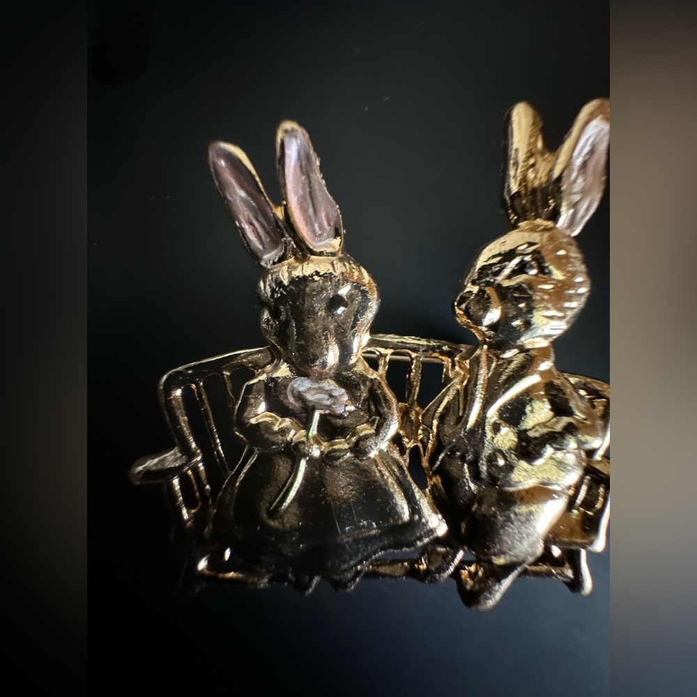 Gold Bunny Couple Brooch - Picture 3 of 6